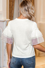 Load image into Gallery viewer, Red Lips T-shirt - Baloa Boutique