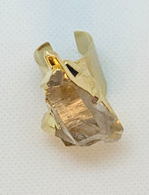 Load image into Gallery viewer, Modesta Cluster Clear Quartz Cuff Ring