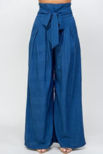 Load image into Gallery viewer, Baloa Wide Long Pants
