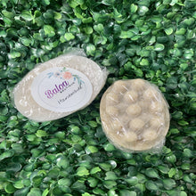 Load image into Gallery viewer, Baloa Massage Oatmeal Soap
