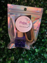Load image into Gallery viewer, Car Aromatherapy - Baloa Boutique
